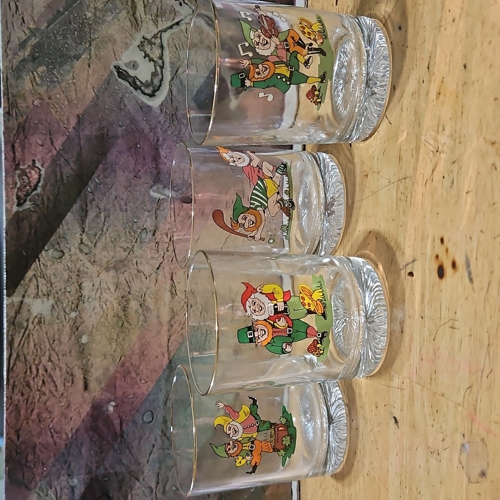 Celtic Glass Company LTD Irish Leprechauns Illustrated Whiskey/Rocks Glasses Set